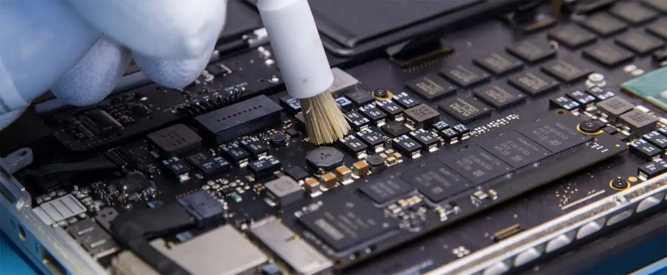 Чистка Apple MacBook от пыли в Орехово-Зуево | Замена термопасты