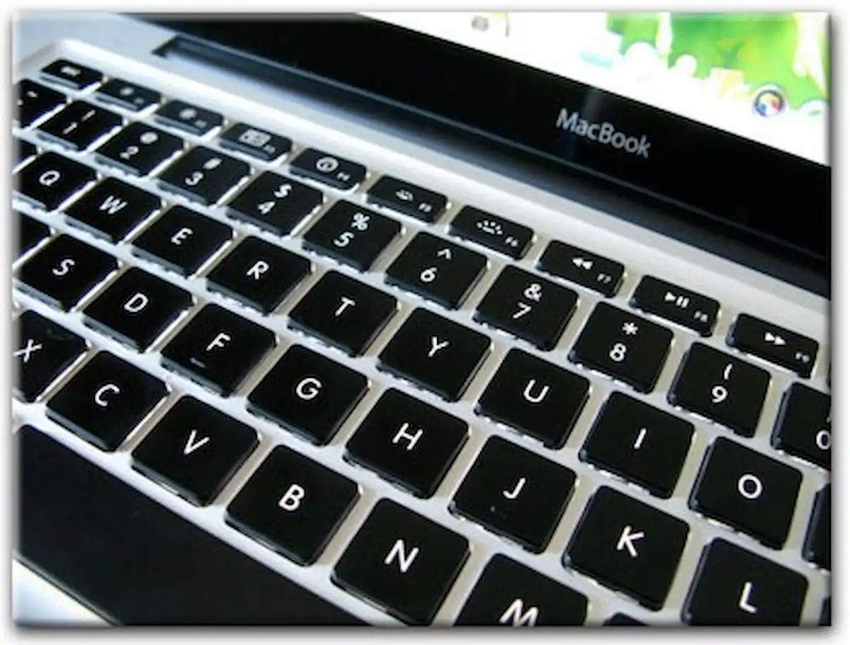 Замена клавиатуры Apple MacBook в Орехово-Зуево